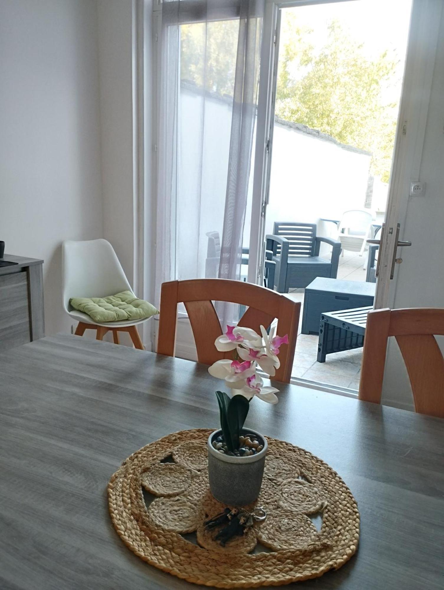 MaisonRijsel Buitenkant foto